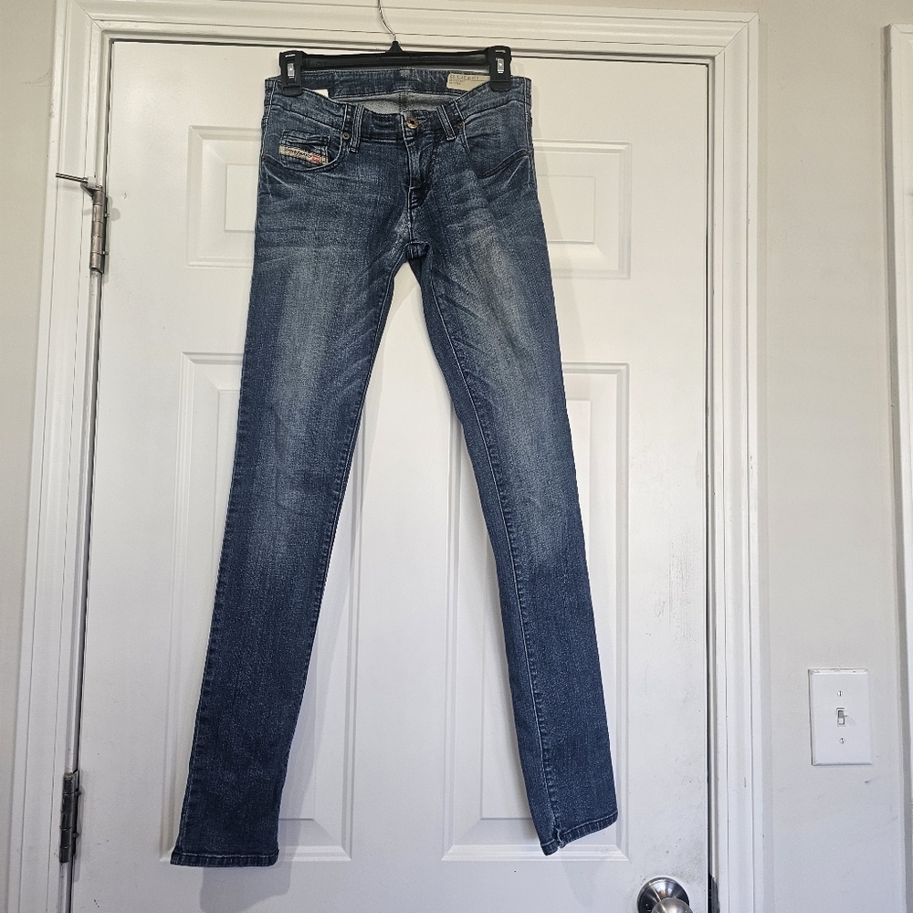 Diesel Jeans With Grupee Size 27 With Super Slim Skinny With  FLAW